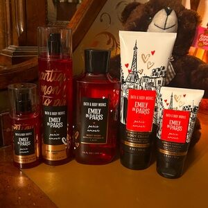 Bath & Body Works Emily In Paris Collection Paris Amour Set